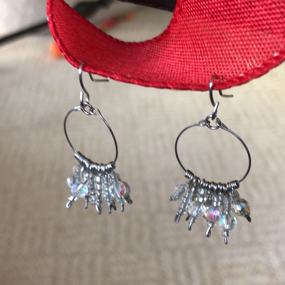 NWOT iridescent crystal hoop earrings